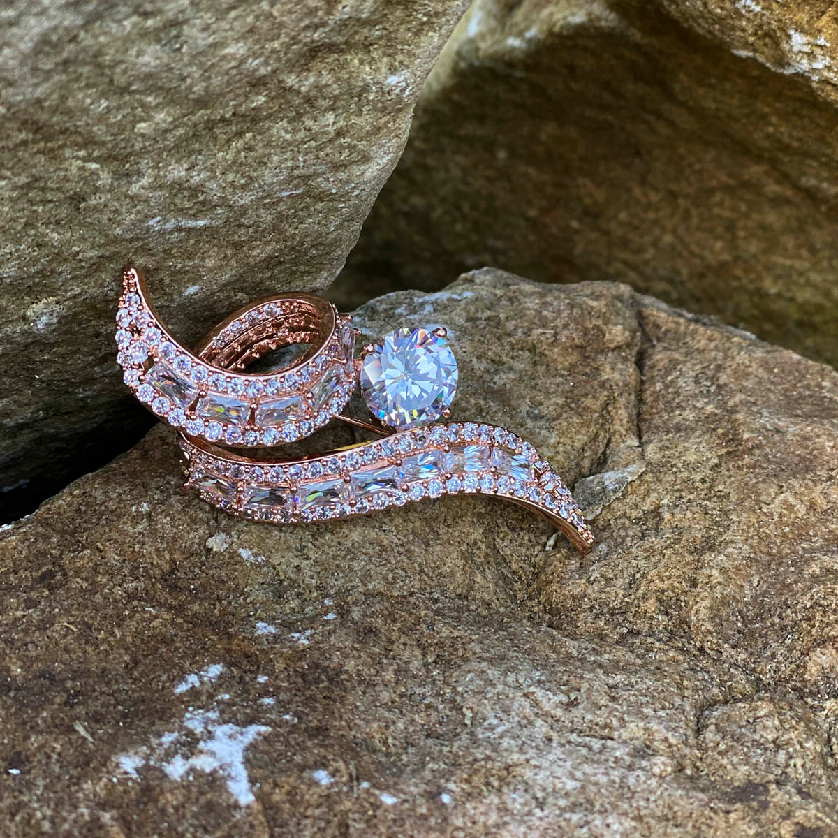 Floral Twist Diamante Rose Gold Brooch - Image 3